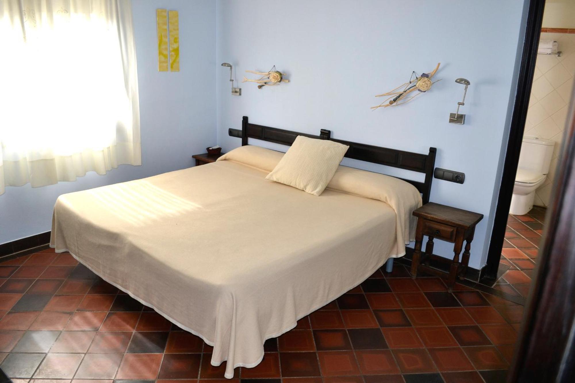 Hotel Restaurant El Bosc Banyeres del Penedes 객실 사진