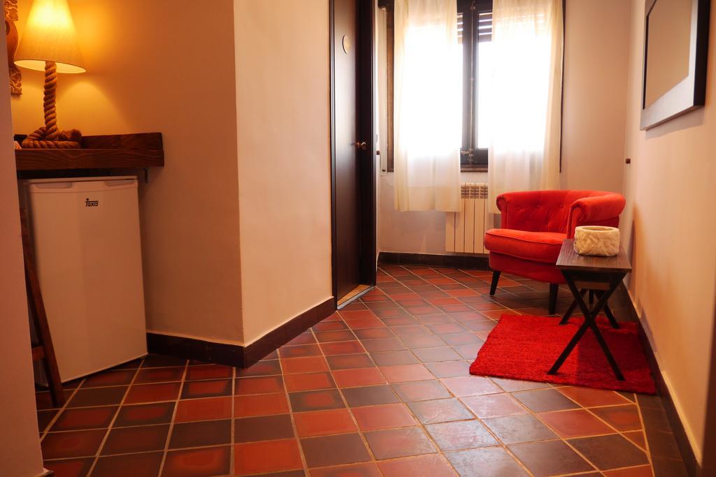 Hotel Restaurant El Bosc Banyeres del Penedes 외부 사진